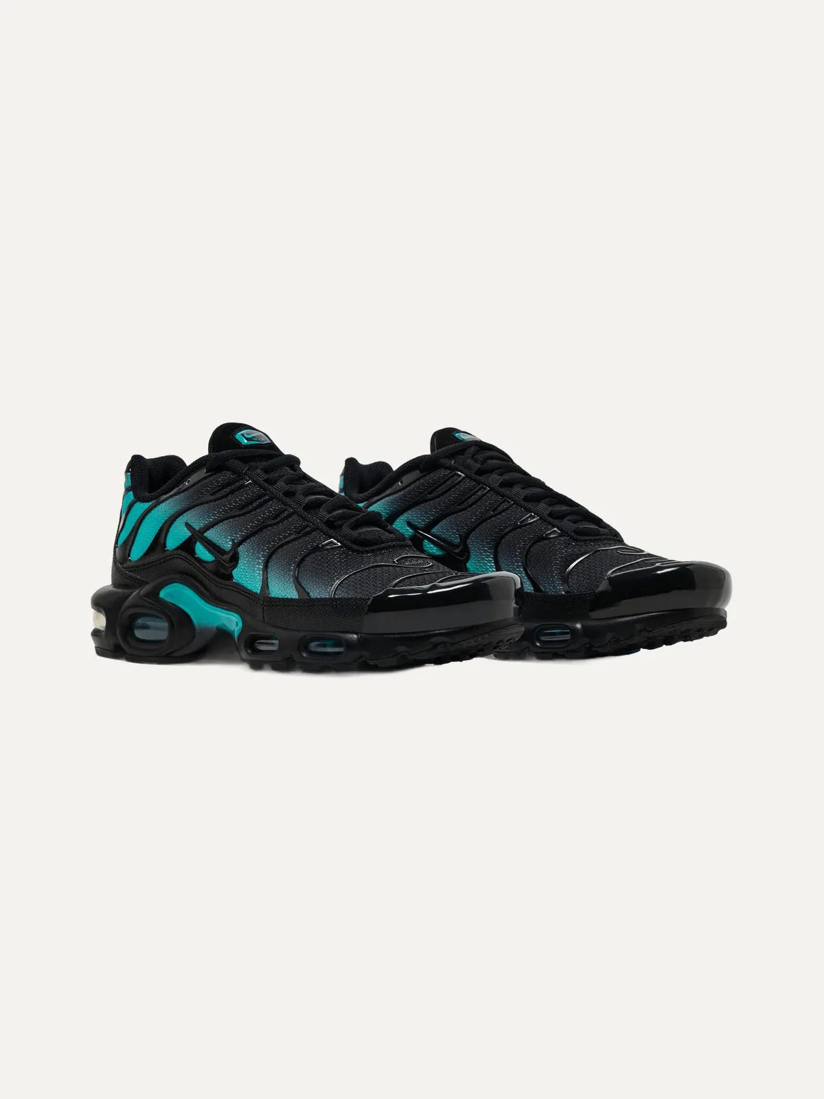 Nike Nike Air Max Plus 'Black Aurora Green' — view 2